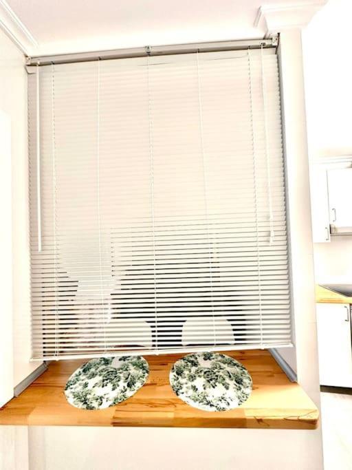 Acogedor Con Wi-fi Y Vistas Appartement